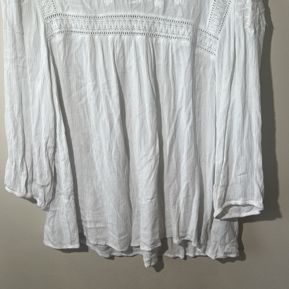 Torrid Crinkle Gauze Embroidered Top Women Size 2/18-20 White 3/4‎ Sleeve EUC - Picture 5 of 15
